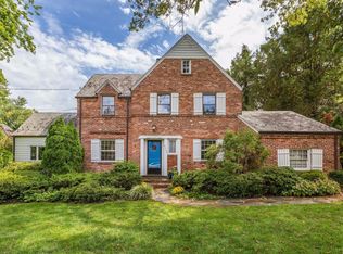 9429 Locust Hill Rd, Bethesda, MD 20814