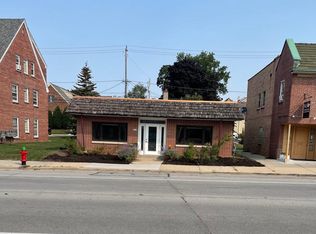 7212 W Center St, Milwaukee, WI 53210