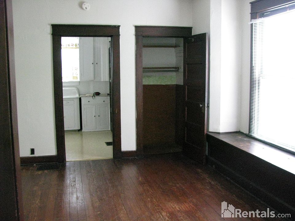 1st image of 411 E Smith Ave #1