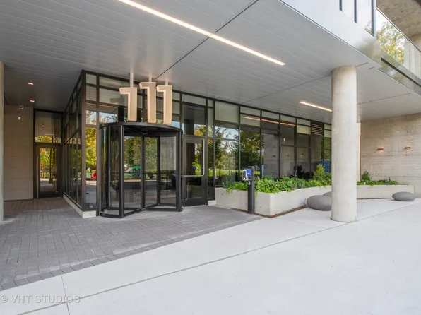 (undisclosed Address), Chicago, IL 60607