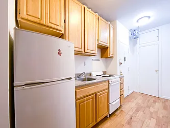 Rented by City Connections Realty