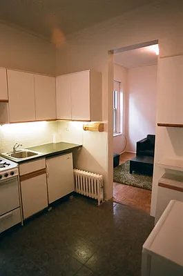 Rented by Performing Assets Corp | media 64