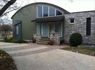61 Prairiewood Dr S, Fargo, ND 58103