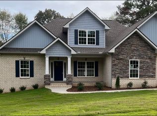 27092 Red Acres Ln, Athens, AL 35613