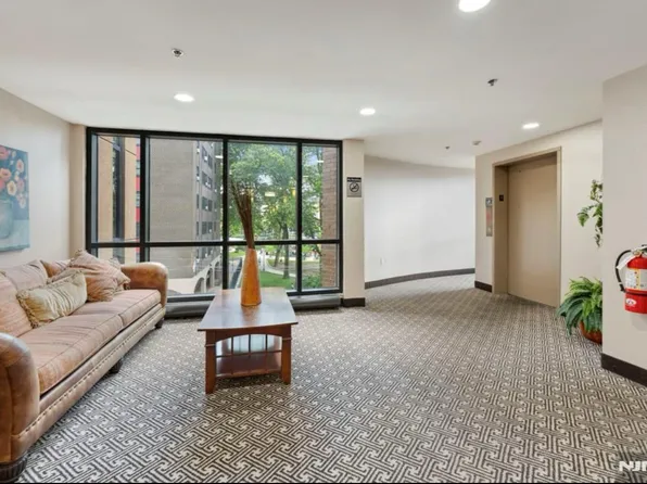 5711 Jefferson Street image 13 of 18