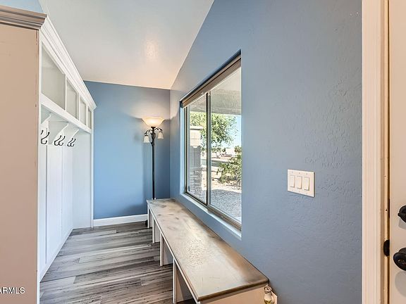 4th image of 29688 W INDIANOLA Avenue