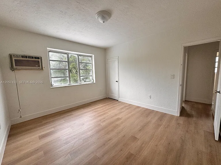 131 NW 32nd Ct #133 — Photo 5