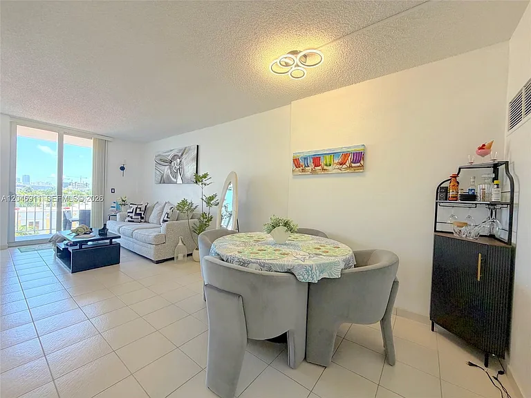 2829 Indian Creek Dr #605 — Photo 4