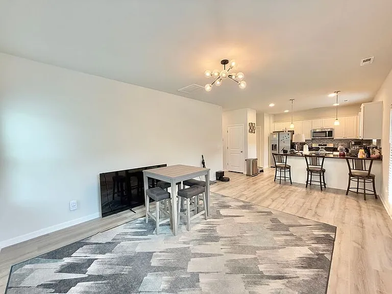 5244 Calhoun Pl — Photo 3