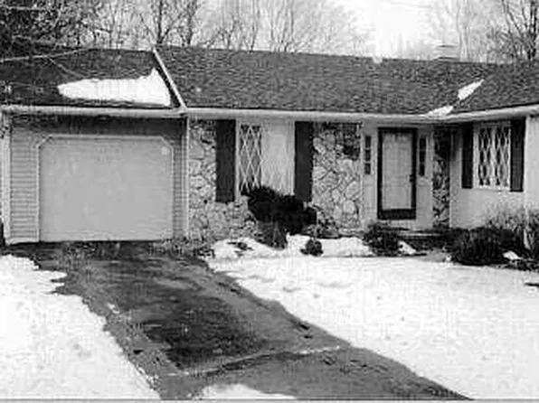 3241 Woodbrook Rd #3241, Toledo, OH 43617