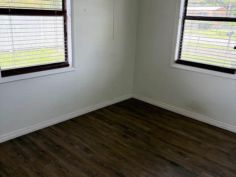 11332 Pine St — Photo 8