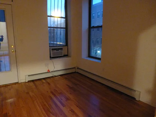 Rented by Safeguard Realty Management | media 10