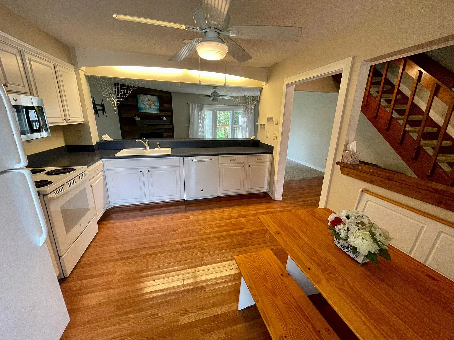 2561 Cove Point Pl — Photo 4