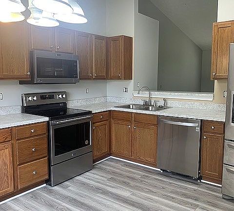 4th image of 4711 Hartsaw Ct