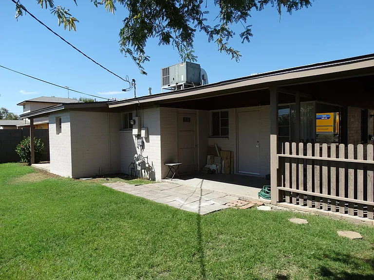 4202 N 5th Ave — Photo 11