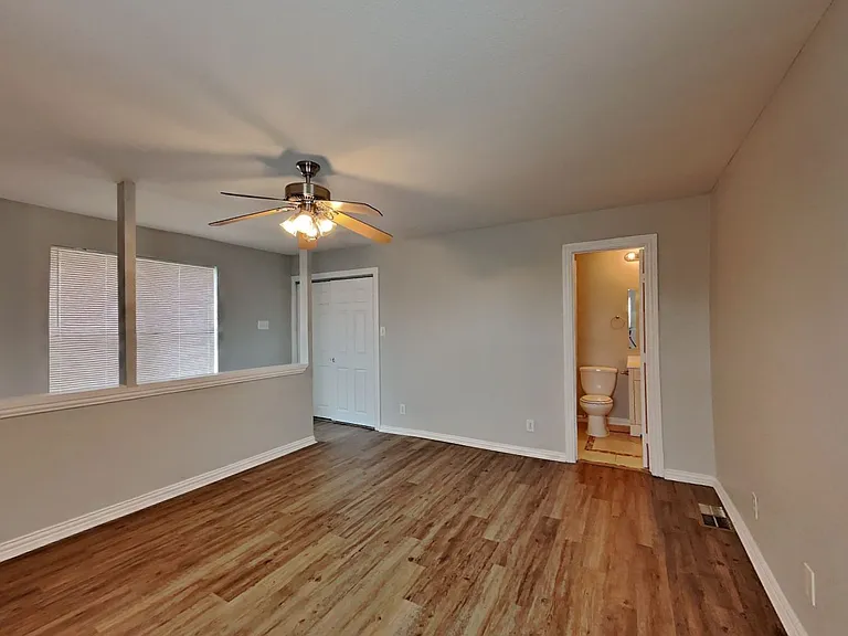 1838 Crooks Ct — Photo 19