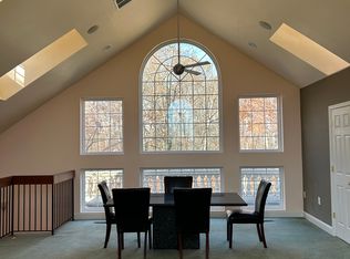 27157 Paddock Trail Pl, Chantilly, VA 20152