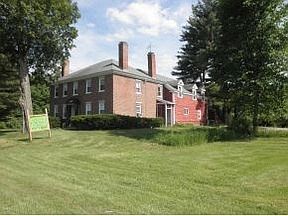 2nd image of 394 Elm St