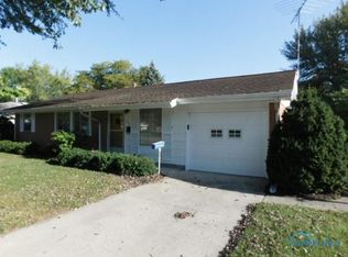 1404 Blanchard Ave, Findlay, OH 45840