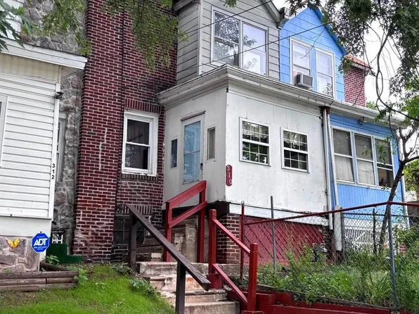 310 W 15th St, Chester, PA 19013