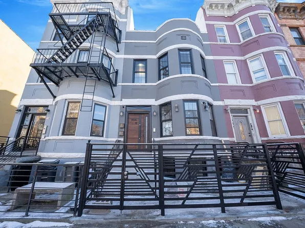 534 Kosciuszko St #1, Brooklyn, NY 11221