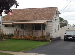 15 Wyandotte St, Depew, NY 14043