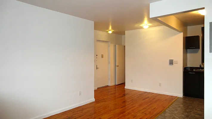 Rented by RC REAL ESTATE OF NEW YORK | media 1