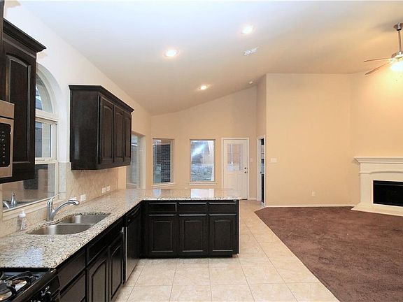 2nd image of 5805 Loveland Dr