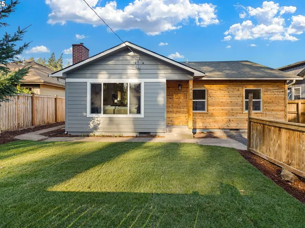 1489 Cal Young Rd, Eugene, OR 97401