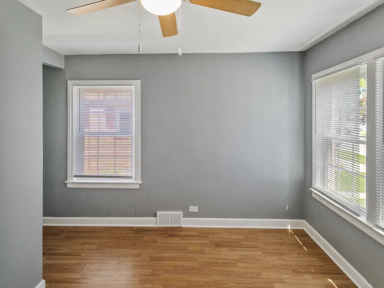 14336 S Harrison Ave — Photo 20