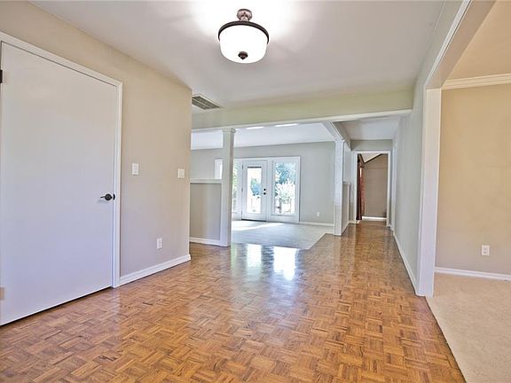 3rd image of 109 S Prospect St