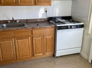 Magnolia Court, Bergenfield, NJ 07621