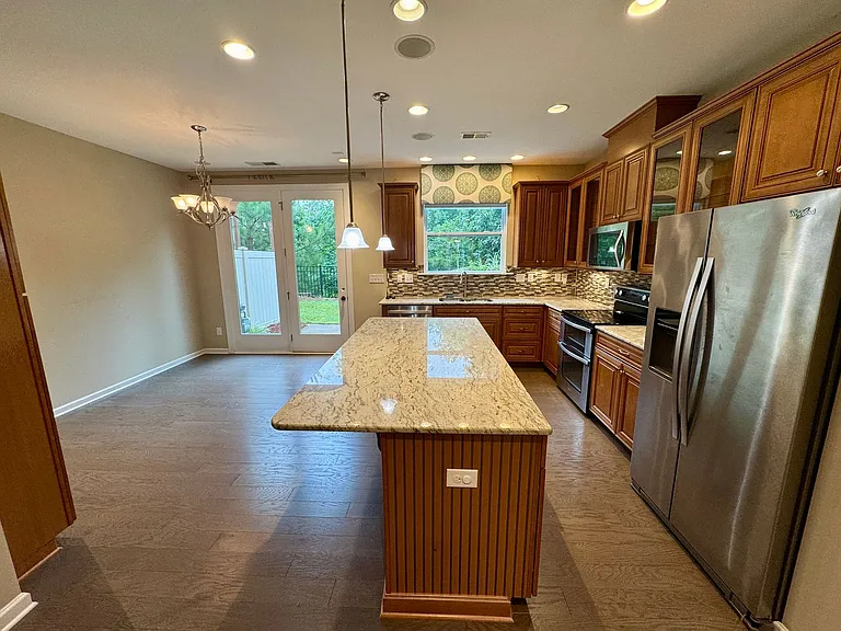 9623 Glenburn Ln — Photo 11
