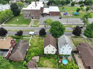 2417 Independence Ave, Niagara Falls, NY 14301