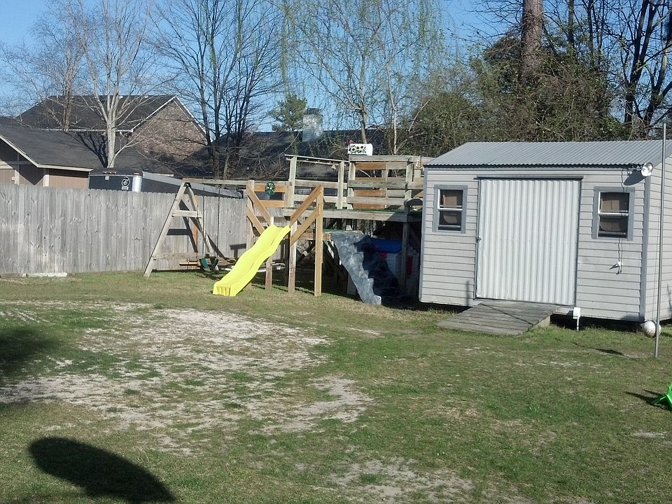 Huge back yard!  Shed stays!