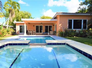 1725 NE 17th Way, Fort Lauderdale, FL 33305