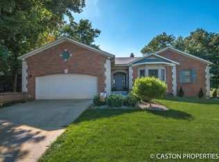 2435 Nolan Ave NW, Grand Rapids, MI