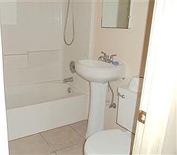 3rd image of 4460-62 Clairemont Dr