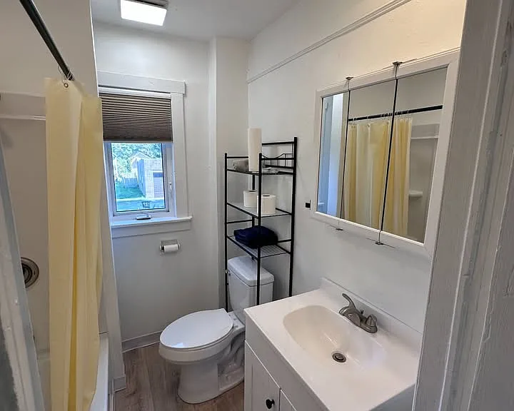 937 High St — Photo 16