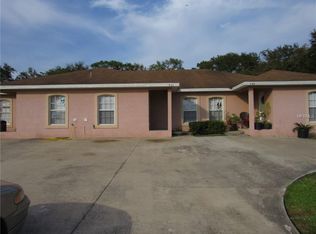 951 Fox Lake Dr, Lakeland, FL 33809