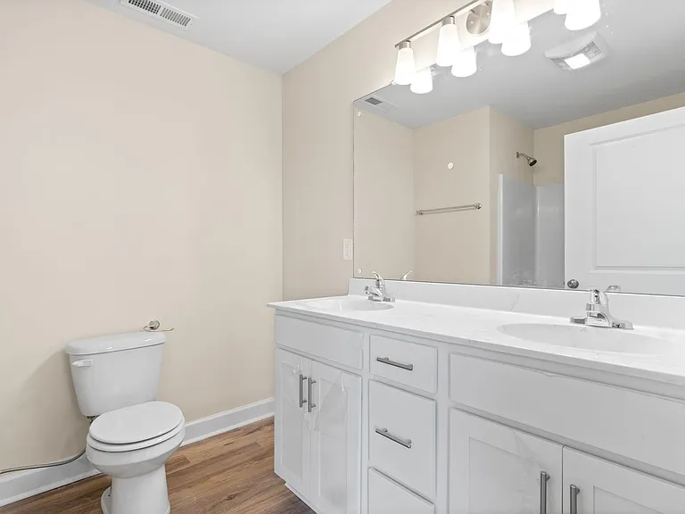 9530 Russellville Rd #D — Photo 11