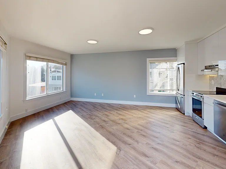 975 Burnett Ave #1 — Photo 5