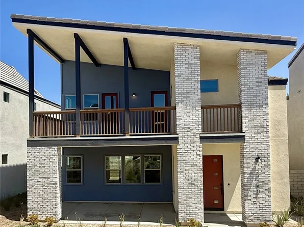 27430 Creekwood Ln, Valencia, CA 91381