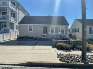 128 11th St S, Brigantine, NJ 08203