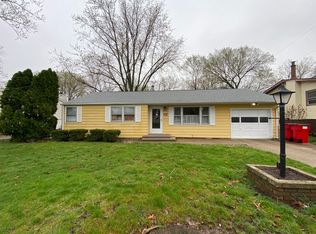 2306 Broadmoor Dr, Champaign, IL