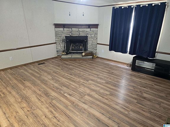 3rd image of 1128 Old Ashland Rd