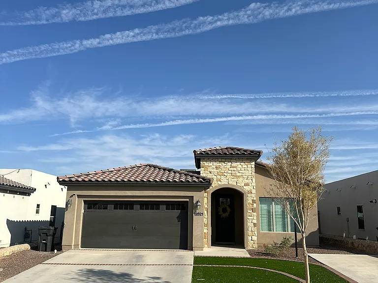 12521 Triple Crown Ave — Photo 2