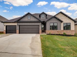 3005 W Teton Dr, Springfield, MO 65810