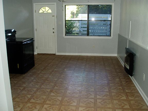 4th image of 6490 Skyline Dr