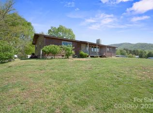 1685 Major Hill Dr, Morganton, NC 28655